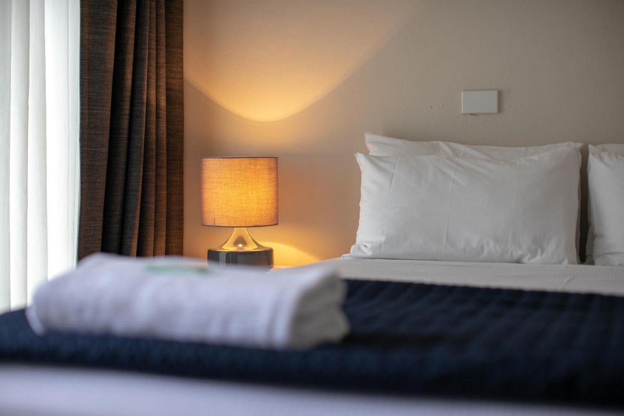 The Park Hotel Motel, Suffolk Park Teluk Byron Bagian luar foto