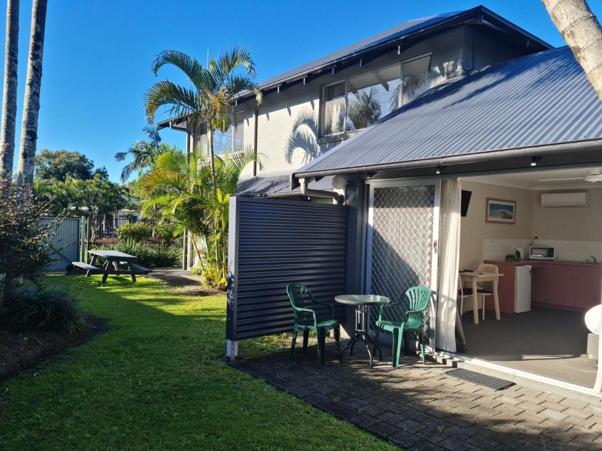 The Park Hotel Motel, Suffolk Park Teluk Byron Bagian luar foto